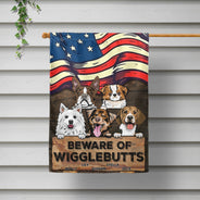 Attention aux étoiles et rayures Wigglebutt ! Cadeau pour les amoureux des chiens ! Drapeau personnalisé