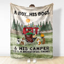 Une fille et ses chiens : une belle chose ! Cadeau pour les amateurs de camping ! Couverture polaire personnalisée