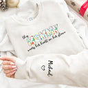 This Mama Wears Her Heart On Her Sleeve - Birthday, Loving Gift For Mom, Mother, Grandma, Grandmother - Personalized Sweatshirt With Sleeve Imprint