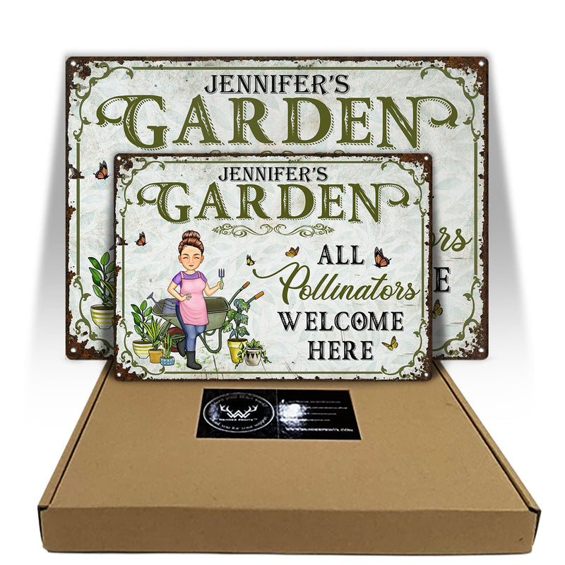 And Into The Garden I Go To Lose My Mind And Find My Soul - Birthday, Loving Gift For Yourself, Women, Men, Plant Lovers - Personalized Custom Classic Metal Signs