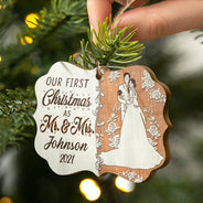 Couple de mariés Notre premier Noël - Cadeau pour couple - Décoration en bois personnalisée, décoration en aluminium