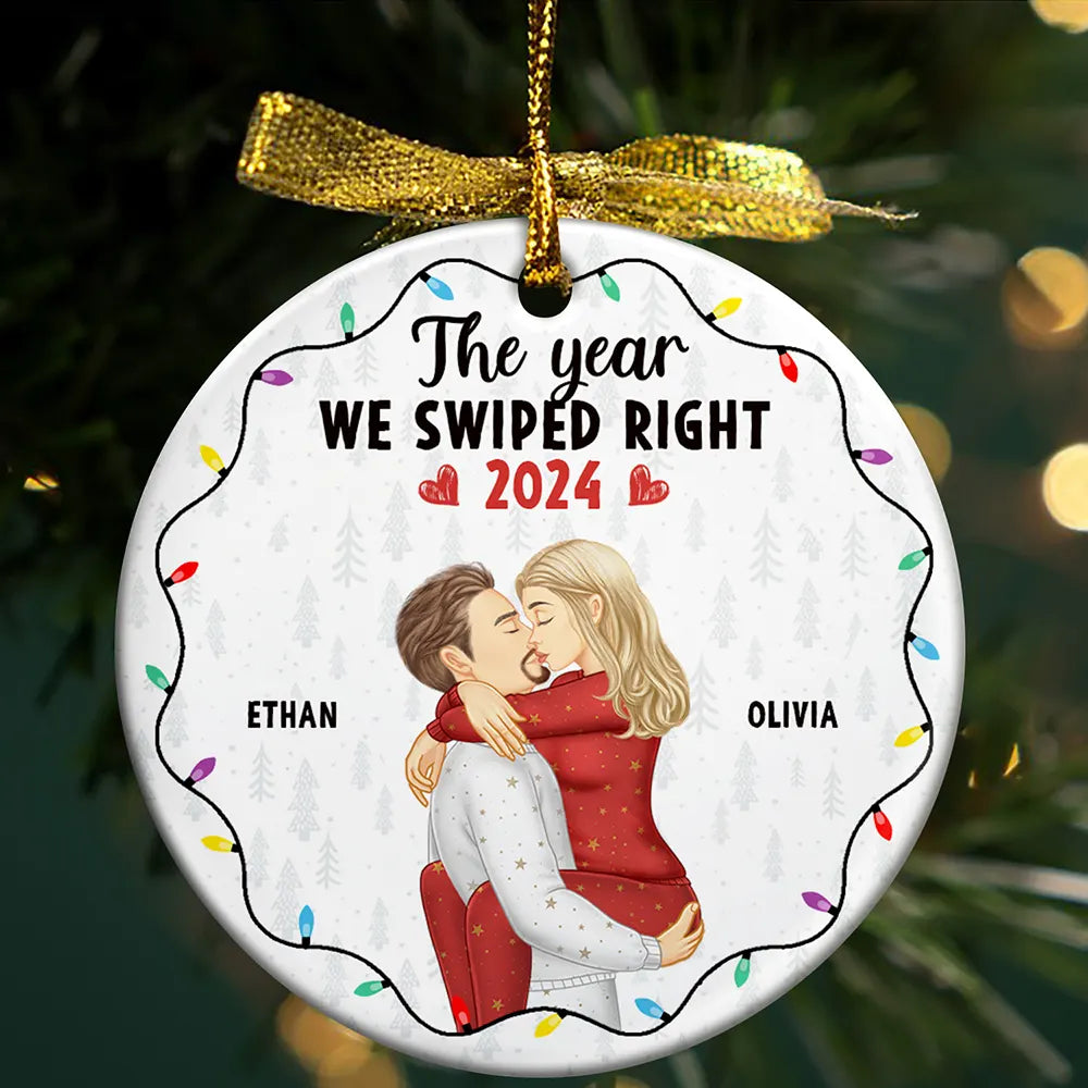 Christmas The Year We Swiped Right - Personalized Circle Ceramic Ornament