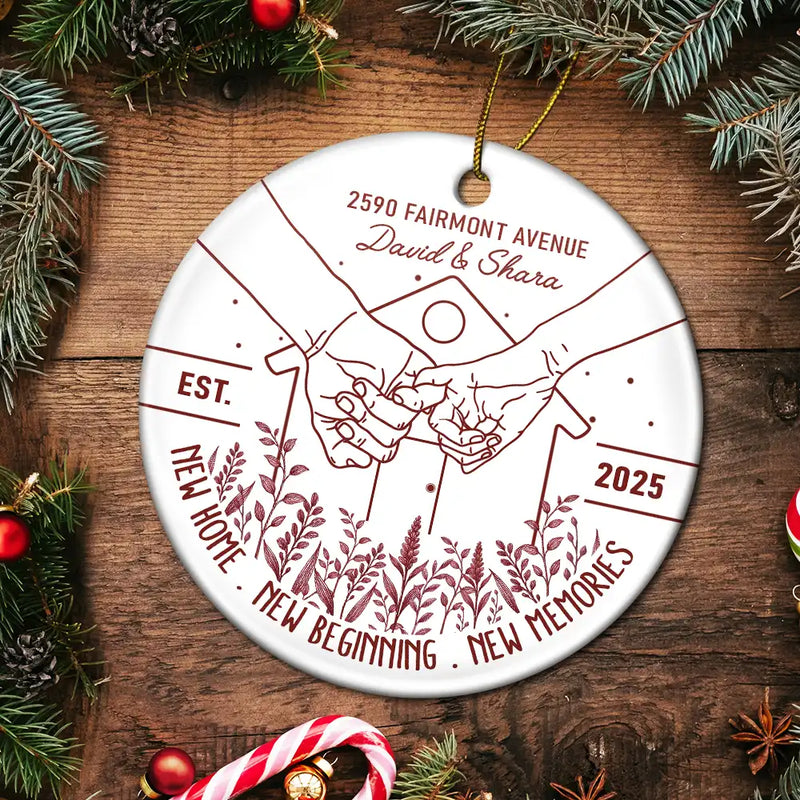 Gift For Couples,Gift For Husband,Gift For Wife,Christmas,Love - Holding Hands New Home New Beginning - Personalized Circle Ceramic Ornament