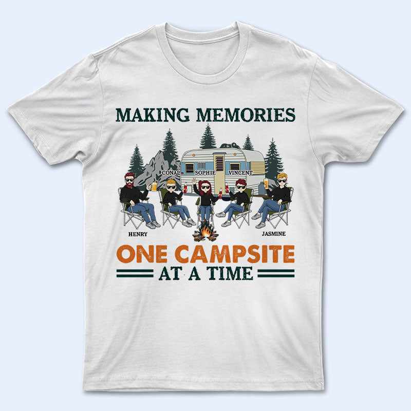 Camping familial : souvenirs inoubliables - Cadeau pour la famille - T-shirt personnalisé