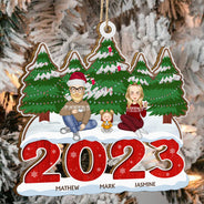 Cadeau de Noël 2023 pour la famille : Décoration en bois découpée personnalisée