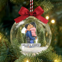Gift For Couples,Christmas,Love - Kissing Couples - Personalized 3D Acrylic Ball Ornament