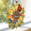 Gift For Wife,Gift For Yourself,Gift For Women,Parents,Gift For Mother,Gift For Grandma,Gift For Grandparents,French,Non-Eng,Icon,Proud - Les Petites Bêtes De Mamie Maman - Attrape-Soleil À Suspendre Personnalisé