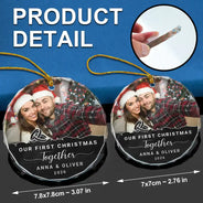 Photo personnalisée « Notre premier Noël fiancé » - Ornement en verre rond personnalisé 