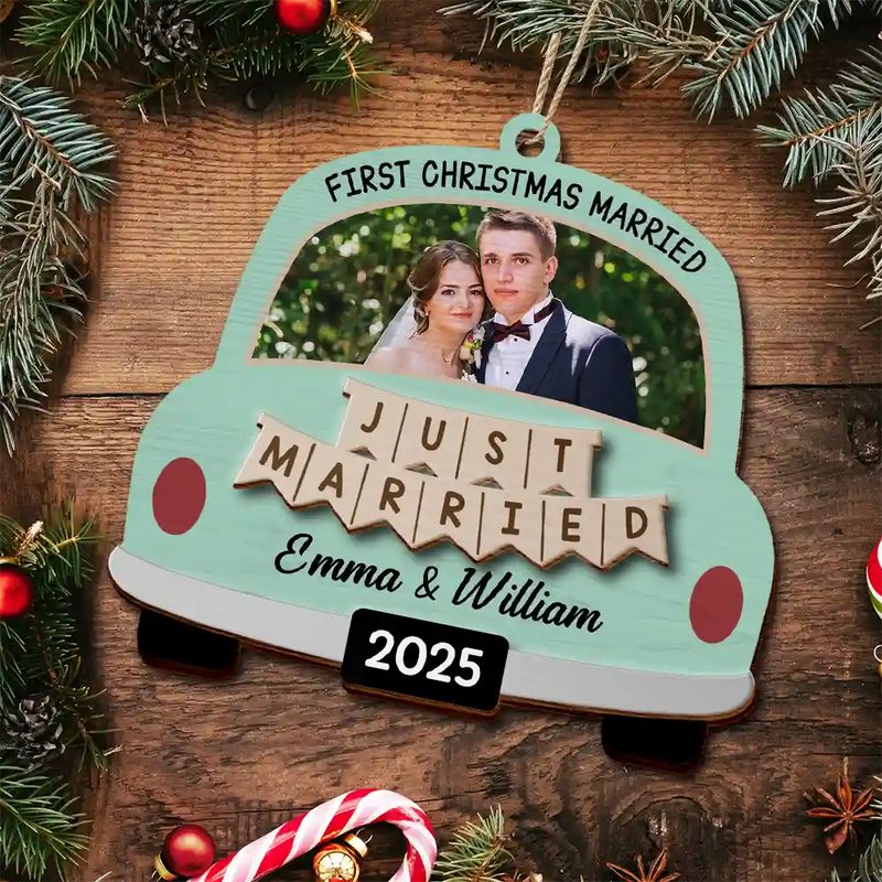 Love,Christmas,Gift For Wife,Gift For Husband,Gift For Couples,Gift For Boyfriend,Gift For Girlfriend,Wedding,Wedding Anniversary - Custom Photo The Year We Became Mr & Mrs Wedding Car - Personalized 2-Layered Wooden Ornament