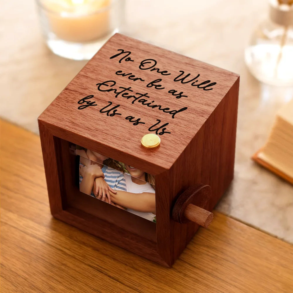 Gift For Bestie, Old Best friends, Gift For Sisters, Funny, Gifts For Colleagues - Custom Photo Right In The Throat Bestie Sister - Personalized Flipbook Frame Animation Machine