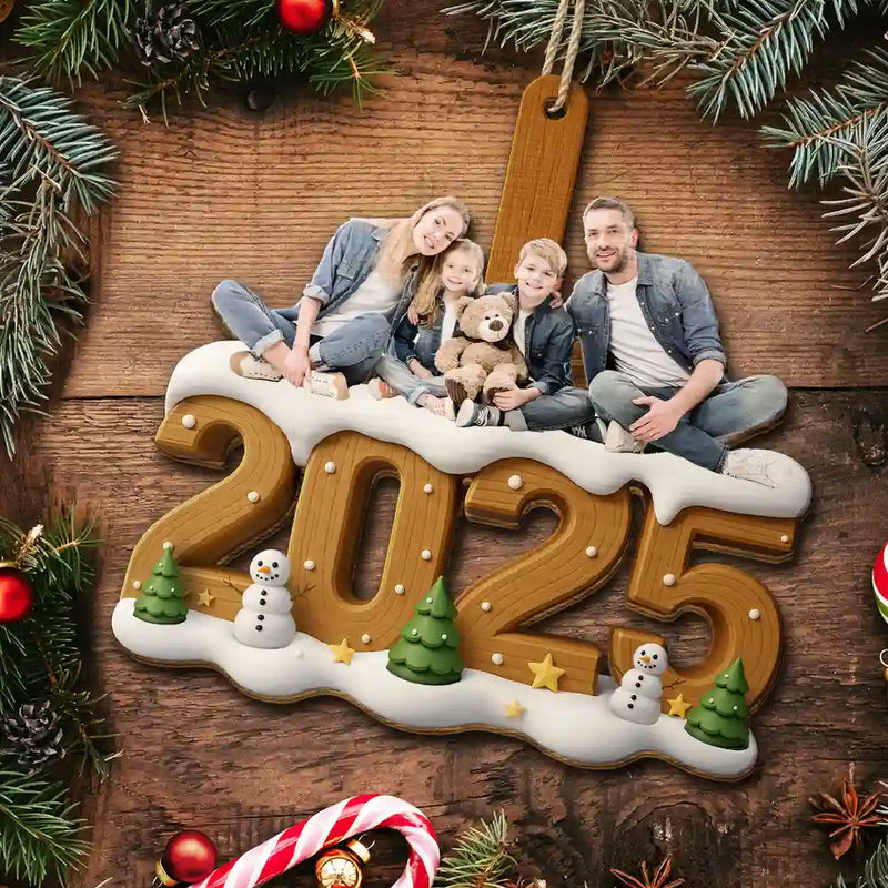 Custom Photo,Family,Gift For Grandparents,Parents,Gift For Kids,Happy,Christmas,Non-Eng - Custom Photo Christmas Family - Personalized Custom Shaped Wooden Ornament