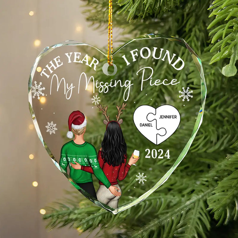 Gift For Couples,Gift For Husband,Gift For Wife,Gift For Boyfriend,Gift For Girlfriend - The Year I Found My Missing Piece Couple - Personalized Glass Ornament