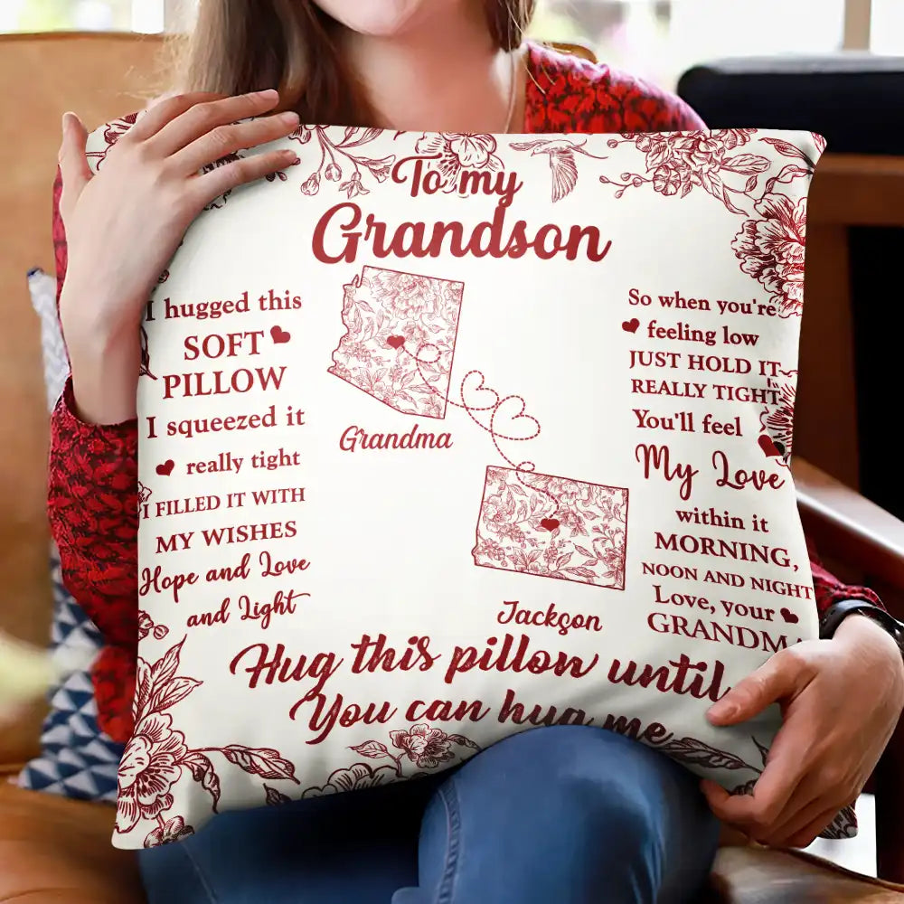 Long Distance,Gift For Mother,Gift For Daughter,Love,Mom - Daughters (Adult),Gift For Grandma,Grandma - Grandkids,Gift For Grandkids - I Hug This Soft Pillow Toile Pattern - Personalized Pillow