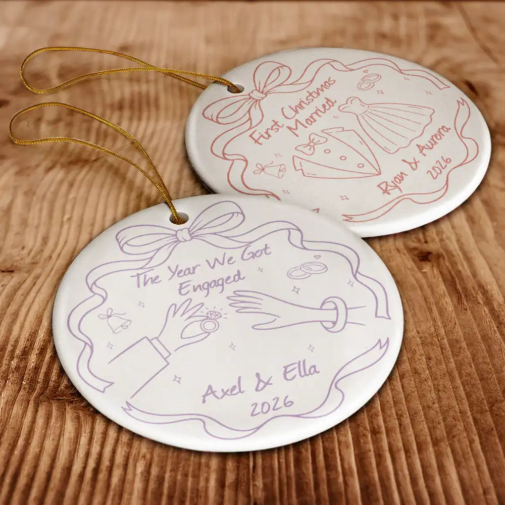 First Christmas,Christmas,Romantic,Gift For Couples,Icon - Merry & Married First Christmas Couple - Personalized Circle Ceramic Ornament