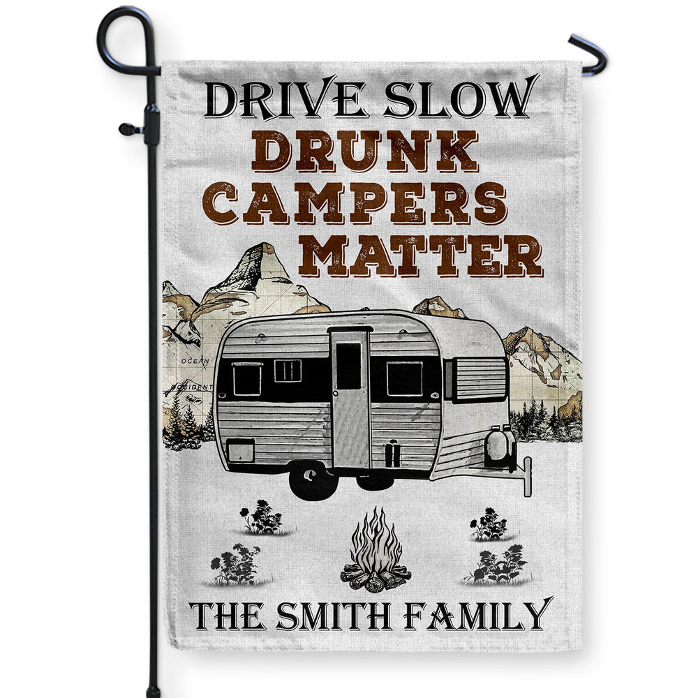Drapeau personnalisé « Camping Drunk Campers Matter »