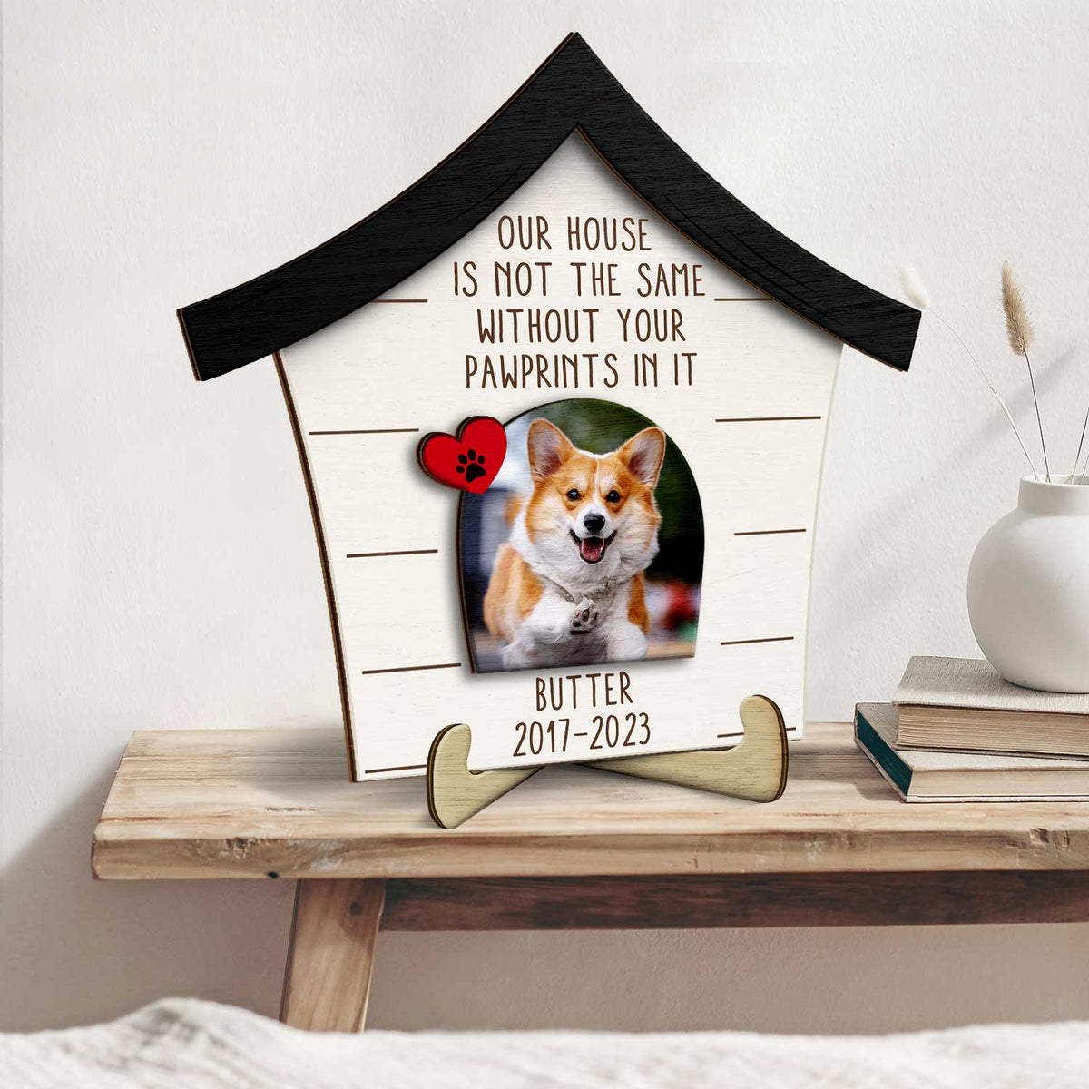 Photo personnalisée chien chat Notre maison n'est pas la même sans vos empreintes de pattes - Cadeau commémoratif pour animaux de compagnie - Plaque en bois personnalisée à 2 couches avec support