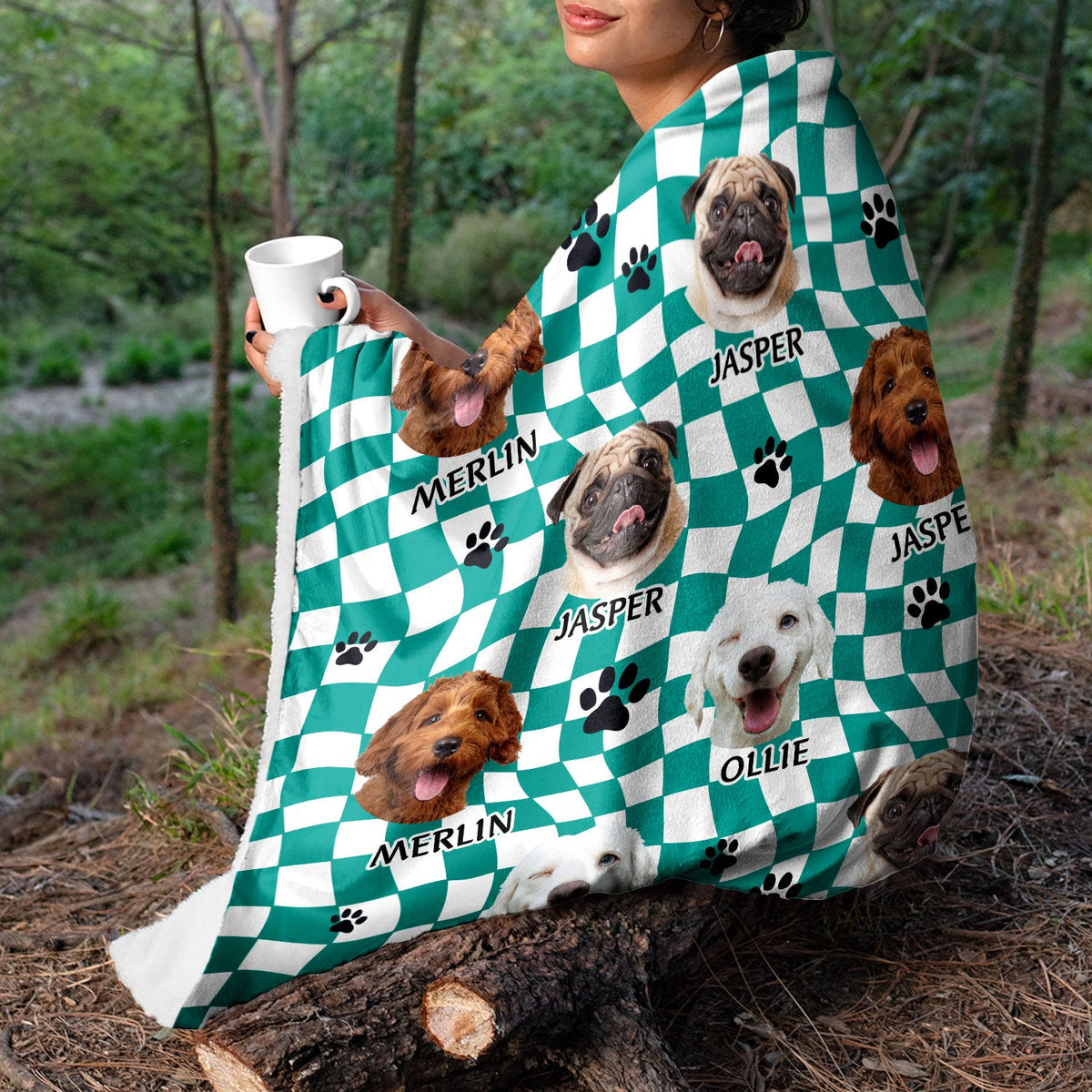 Custom Photo Dog Cat Retro Checkered Background - Gift For Pet Lovers - Personalized Fleece Blanket