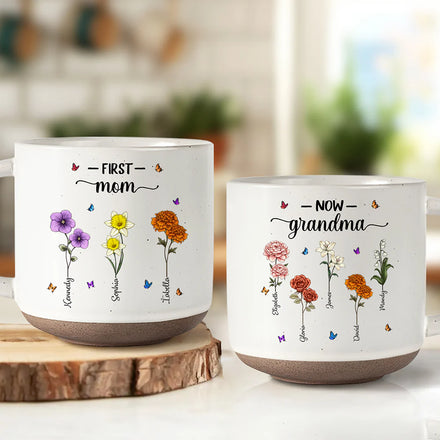 Fleurs de naissance pour maman et grand-mère - Mug en céramique personnalisé