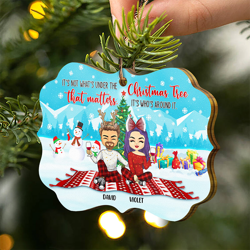 Best Friends Around The Christmas Tree - Christmas Gift For BFF Besties And Siblings - Personalized Custom Wooden Ornament
