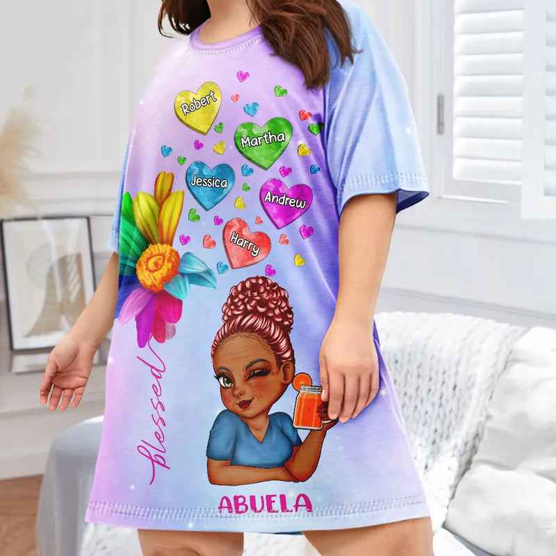 T-shirt de nuit personnalisé pour femme avec motif cœur et fleurs colorées pour grand-mère 