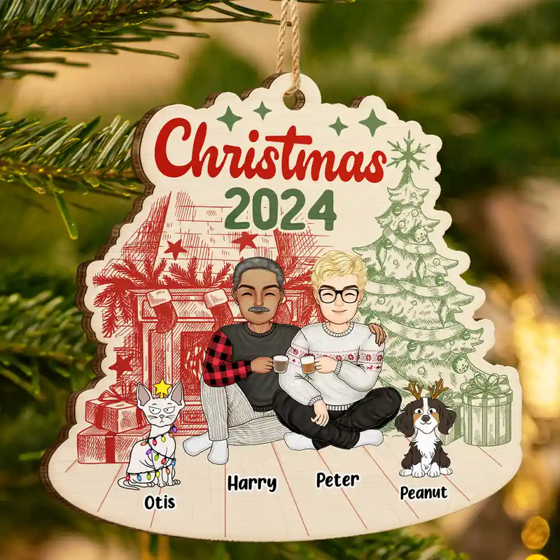Family - Family 2024 Red Green - Personalized Custom Shaped Wooden Ornament