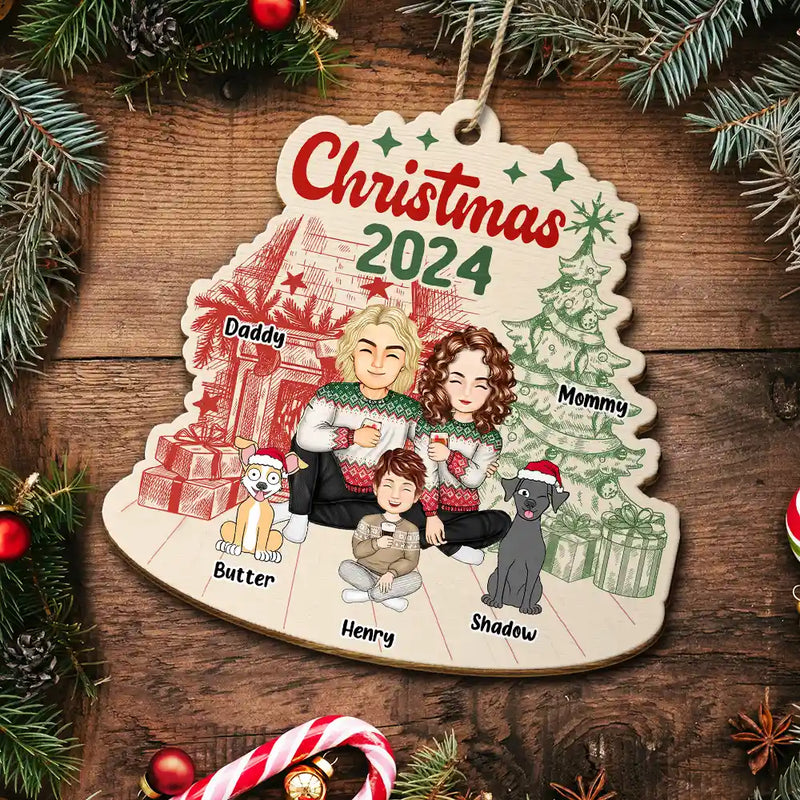 Family - Family 2024 Red Green - Personalized Custom Shaped Wooden Ornament
