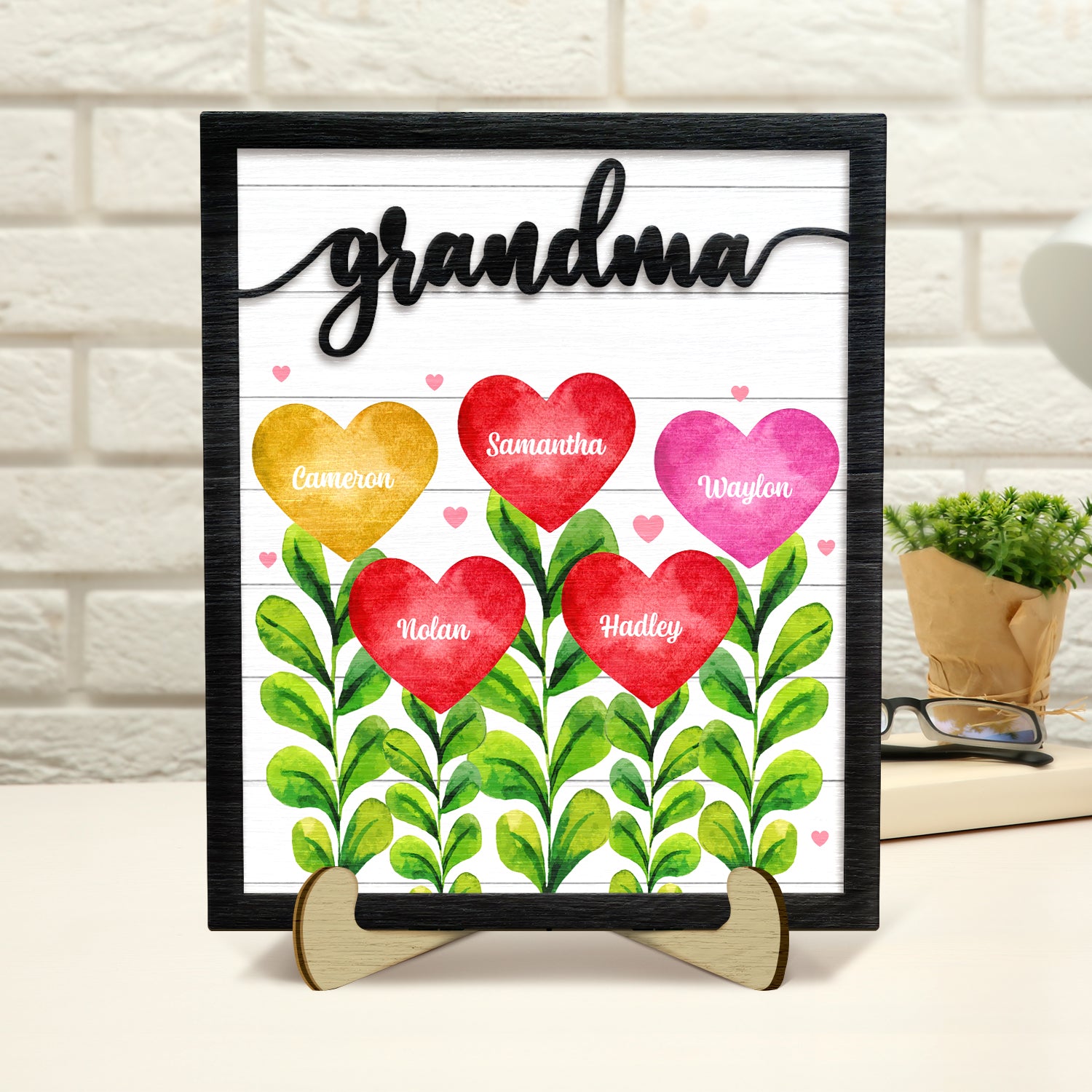 Grandma Mom Heart - Gift For Mother, Grandmother - Personalized 2-Layered Wooden Plaque With Stand