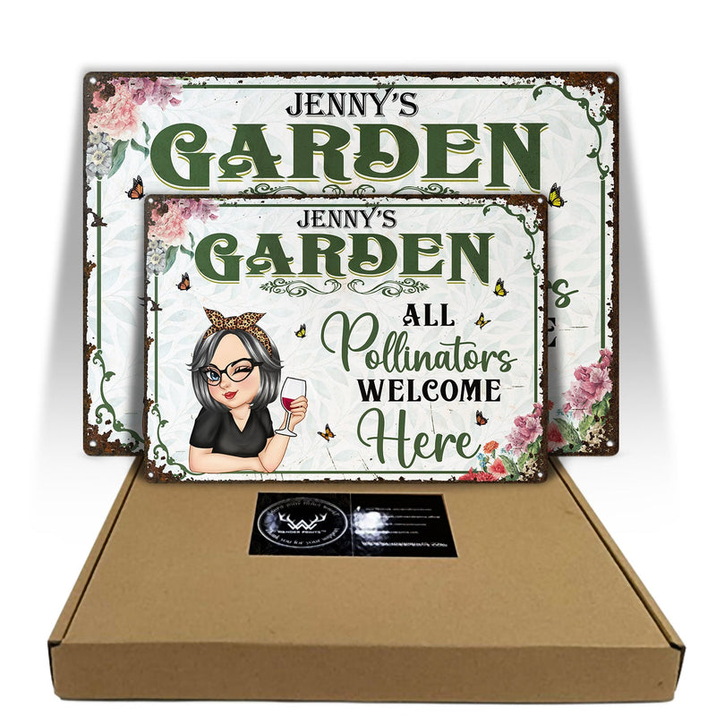 And Into The Garden I Go - Backyard Sign, Gift For Gardening Lovers, Gardeners - Personalized Classic Metal Signs