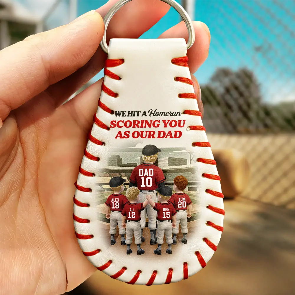 Gift For Father,Sport Dad,Baseball - Baseball Daddy's Team I Caught The Best Dad - Personalized Leather Baseball Keychain