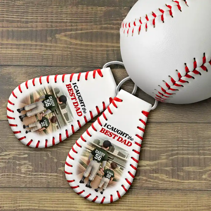 Gift For Father,Sport Dad,Baseball - Baseball Daddy's Team I Caught The Best Dad - Personalized Leather Baseball Keychain