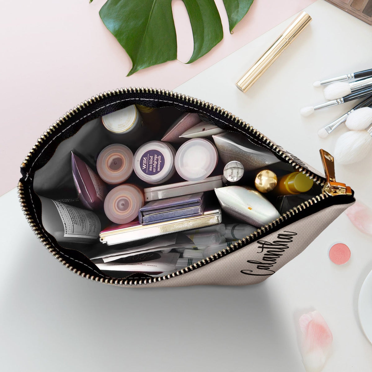 Monogramme floral - Cadeau pour elle, femme - Trousse de maquillage personnalisée