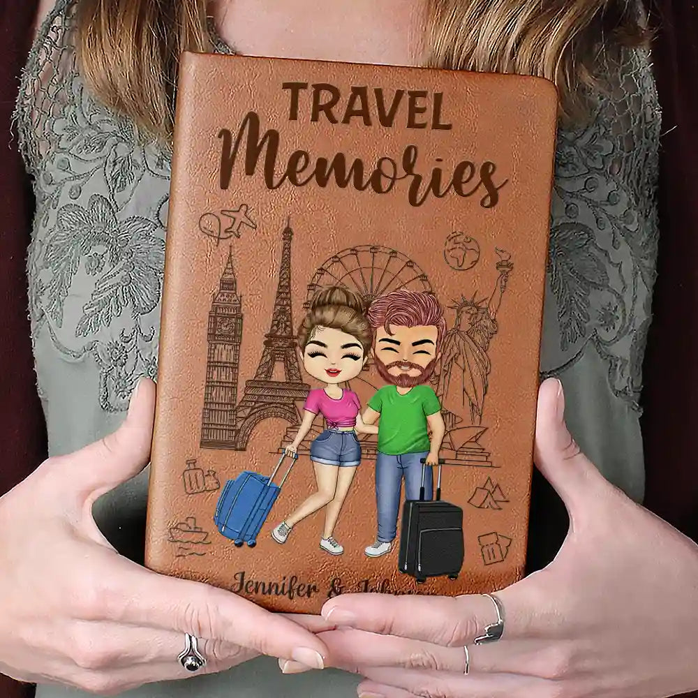 Notre carnet d'aventures Voyage en couple - Journal en cuir personnalisé