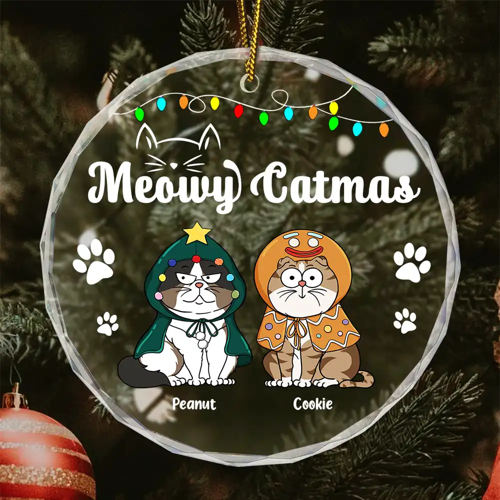 Christmas Meowy Catmas Funny Cartoon Cats - Personalized Circle Glass Ornament