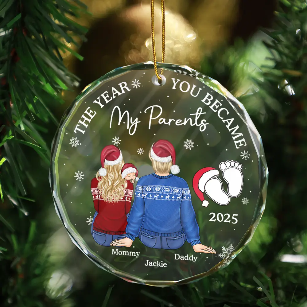Christmas,New Dad,New baby,New Mom,Happy - The Year You Became My Parents Family Of Three - Personalized Circle Glass Ornament