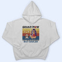 Les amoureux des animaux aiment les grands-parents, mais en plus cool ! Cadeau pour les amoureux des chiens et des chats ! T-shirt personnalisé