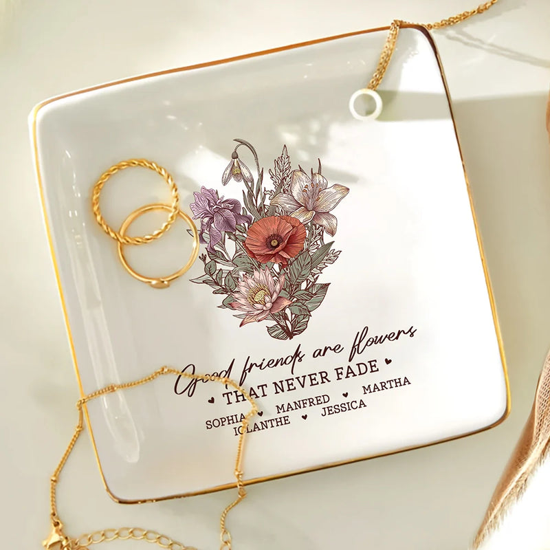 Gift For Bestie, Old Best friends, Happy, Gifts For Colleagues - It Takes A Long Time To Grow Old Friends Bestie - Personalized Ring Dish