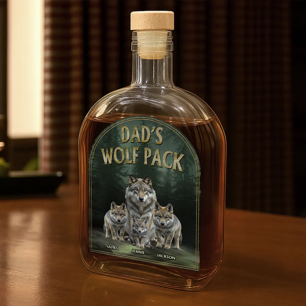 Dad - Children,Gift For Grandpa,Gift For Father,Happy - Realistic Art Papa Dad Wolf Pack - Personalized Whiskey Bottle