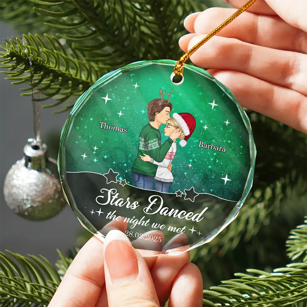 Gift For Couples,Gift For Wife,Gift For Women,Gift For Men,Gift For Husband,Gift For Boyfriend,Gift For Girlfriend,Love,Christmas - Stars Danced The Night We Met Couple - Personalized Circle Glass Ornament
