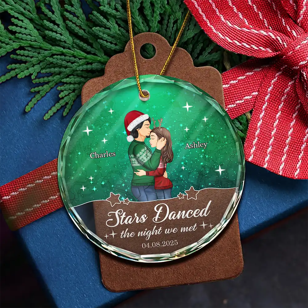 Gift For Couples,Gift For Wife,Gift For Women,Gift For Men,Gift For Husband,Gift For Boyfriend,Gift For Girlfriend,Love,Christmas - Stars Danced The Night We Met Couple - Personalized Circle Glass Ornament