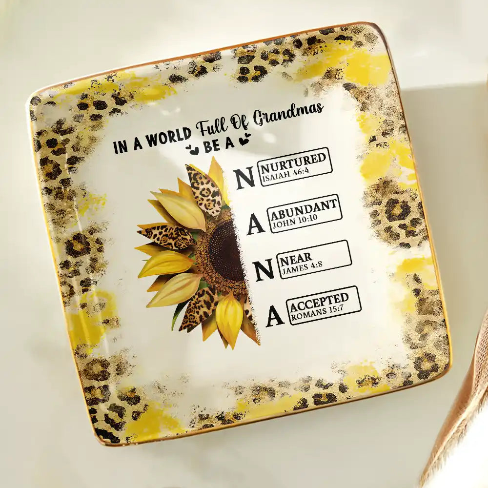 Sunflower Title World Full Of Grandmas - Personalized Ring Dish