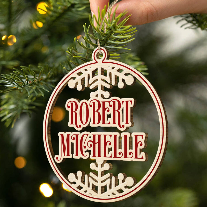 Boule de Noël personnalisée pour membres de la famille et amis - Cadeau de Noël pour parents, grands-parents et amis - Décoration en bois découpée personnalisée