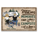 Couple en famille créant des souvenirs un camping à la fois mari femme - Cadeau pour couples en camping - Paillasson personnalisé