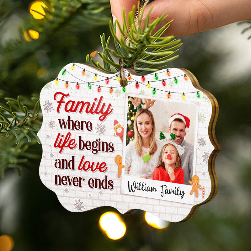 Photo personnalisée de famille où la vie commence et l'amour ne finit jamais - Cadeau de Noël pour la famille - Décoration en bois personnalisée