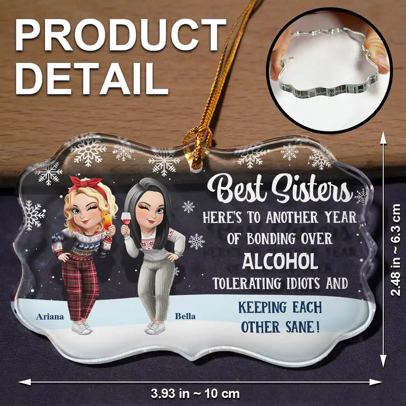 Gift For Bestie,Gift For Sisters,Happy,Christmas - Christmas Best Friends Here's To Another Year Of Us - Personalized Medallion Glass Ornament