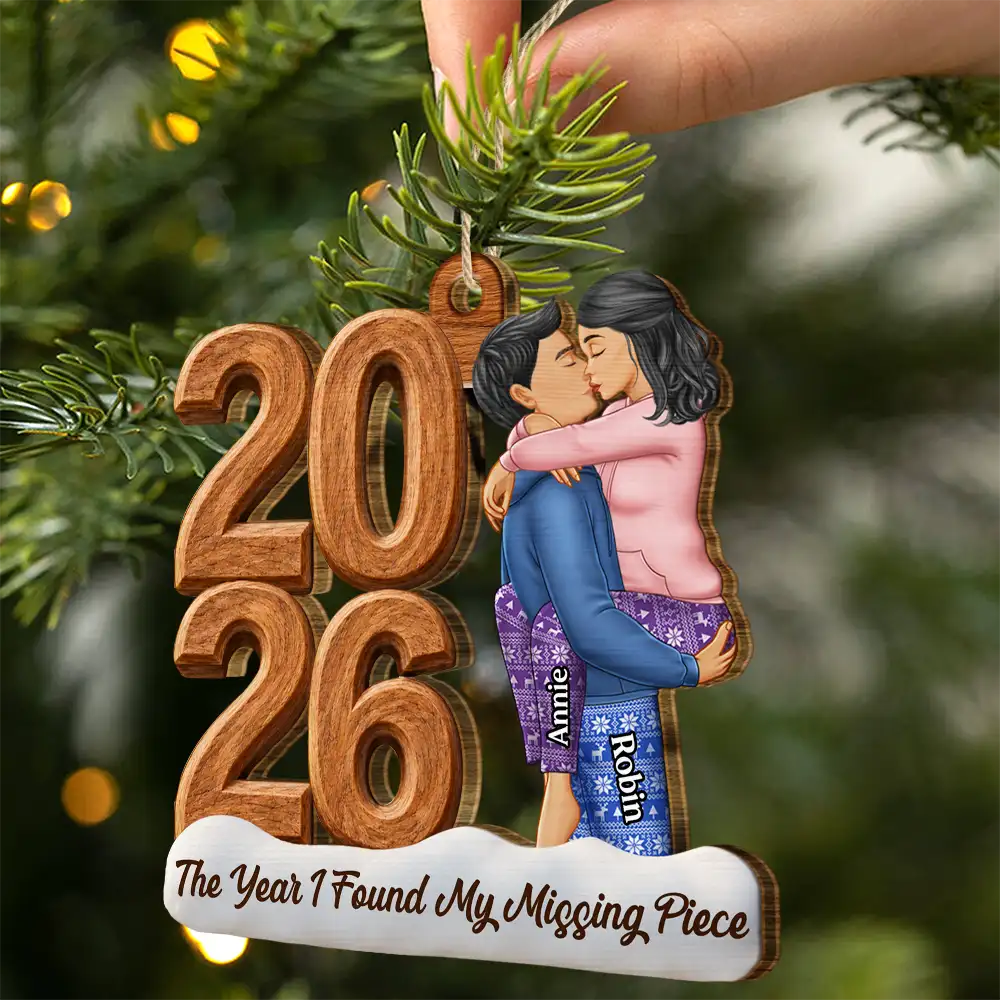 Anniversary,Christmas,Romantic,Gift For Couples,Vector - Couple Anniversary The Year I Found Missing Piece - Personalized Custom Shaped Wooden Ornament
