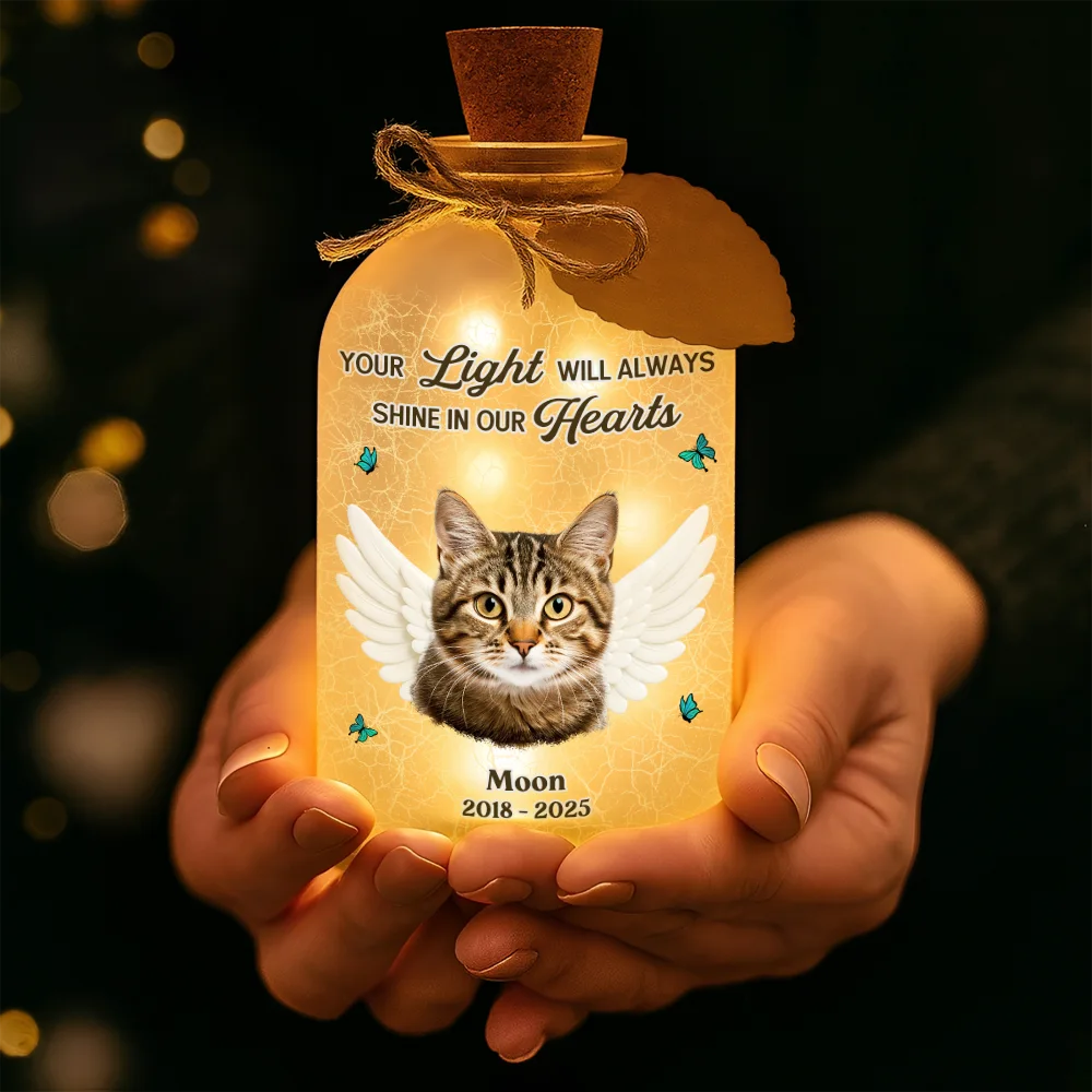 Christmas,Custom Photo,Memorial,Family,Pet Lovers,Sad - Custom Photo Your Light Will Always Shine In My Heart Crackle Glass Effect - Personalized Short Bottle Light