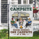 Créer des souvenirs un camping à la fois Camping familial - Panneau d'arrière-cour - Drapeau personnalisé