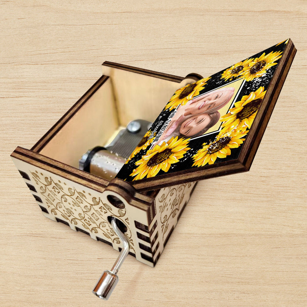 Custom Photo You Are My Sunshine - Birthday, Loving Gift For Mom, Mum, Mother, Nana, Granny - Personalized Spin Button, Hand Crank Music Box