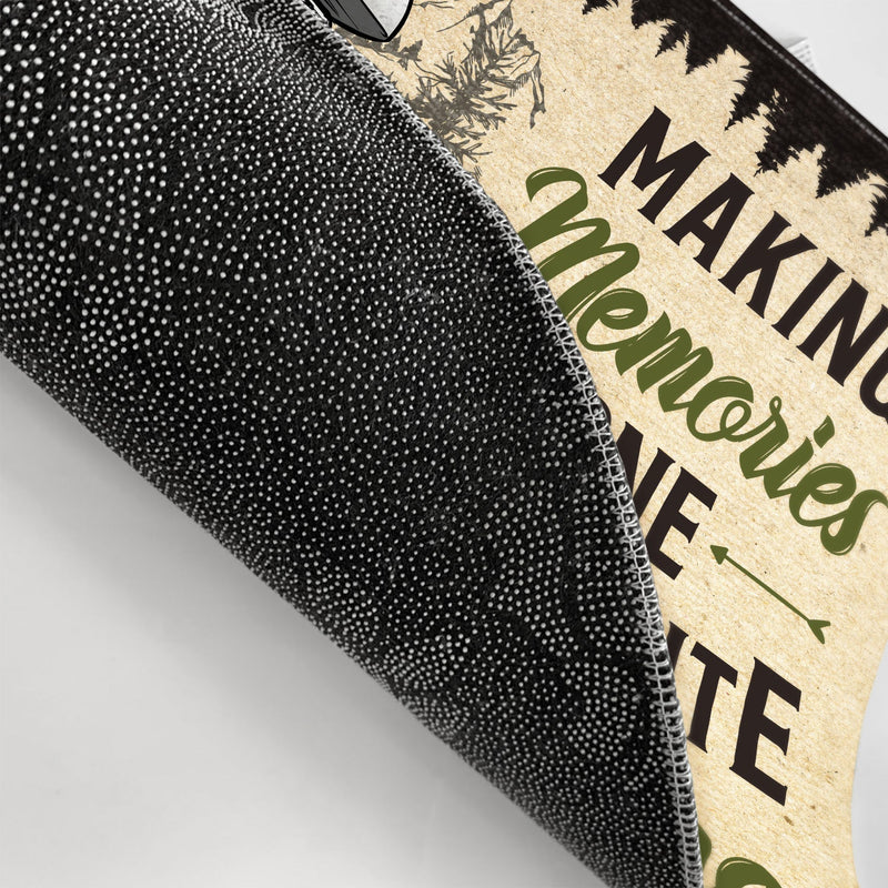 Vous savez ce qui rime avec l'alcool de camping - Cadeau d'anniversaire, d'amour, d'anniversaire, de voyage pour conjoint, mari, femme, couple - Paillasson personnalisé