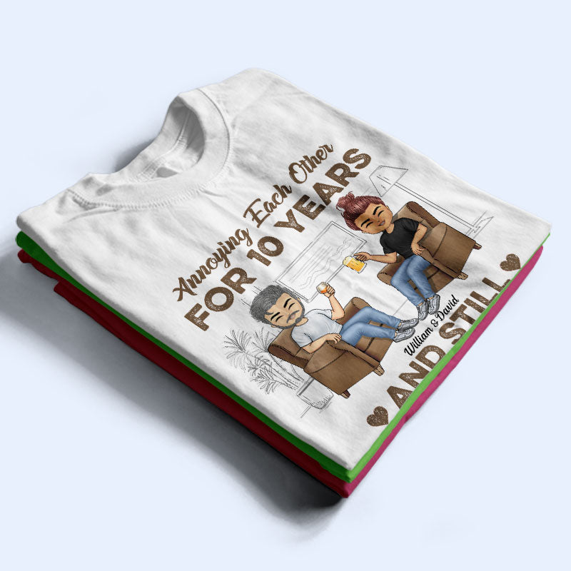 Couple s'ennuyant mutuellement, fierté mari/femme - Cadeau couple - T-shirt personnalisé